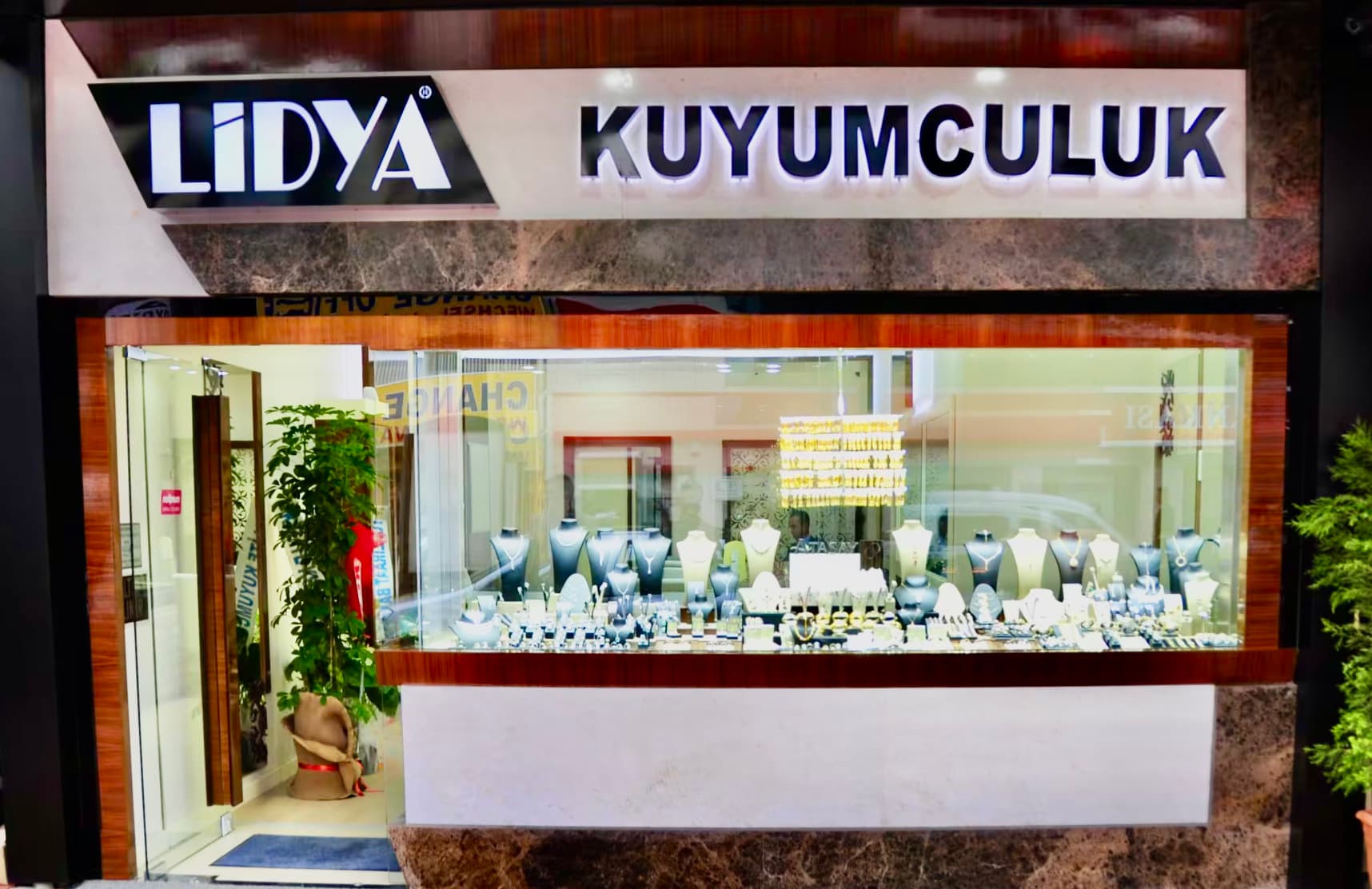 LIDYA JEWELLERY — Manavgat