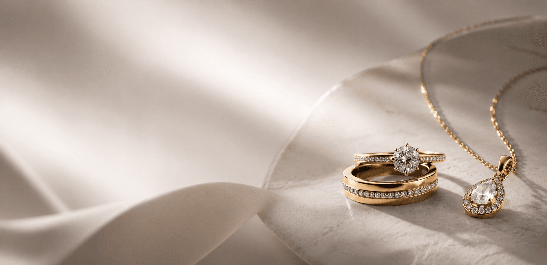 LIDYA Signature Style jewellery collection in gold and diamonds